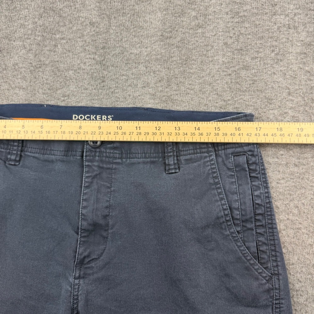 Dockers Chino Shorts Men's 34 Navy Blue Stretch Cotton Flat Front Casual - Picture 5 of 11